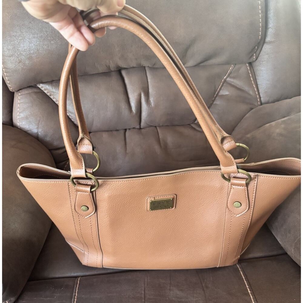 Frye Tote Bag Vegan Leather Camel Brown Large Oversized Carryall Faux Leather - Picture 2 of 11